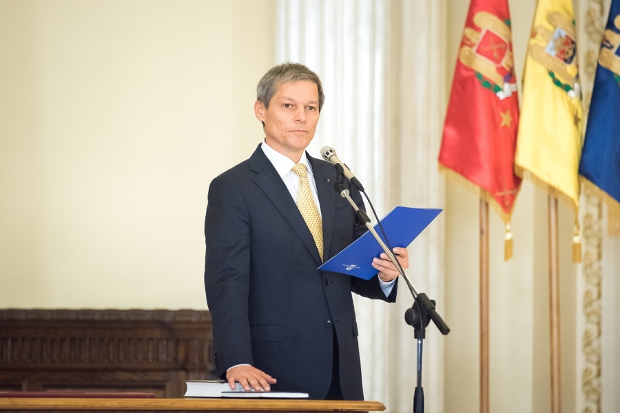 Premierul Dacian Cioloș, jurământ la Cotroceni