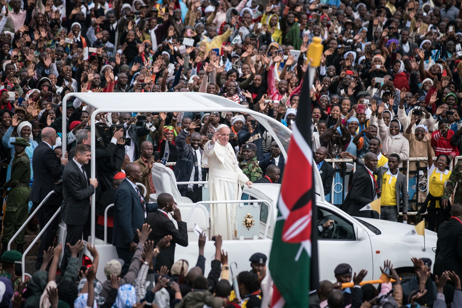 Papa Francisc face prima sa vizită în Africa