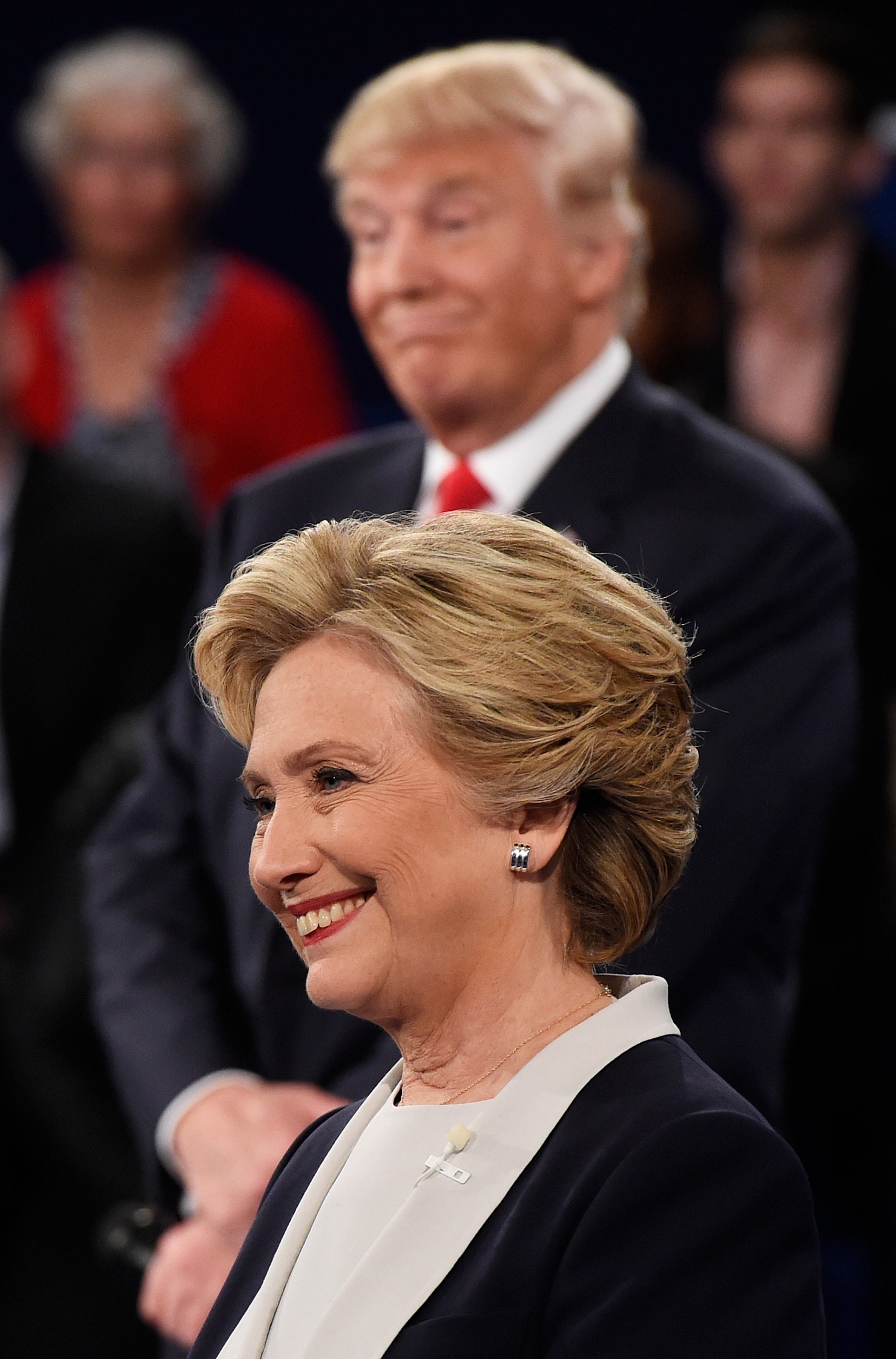 Cele mai bune imagini ale celei de-a doua dezbateri Clinton – Trump