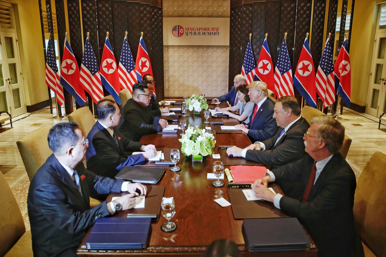 Donald Trump și Kim Jong-un - față în față