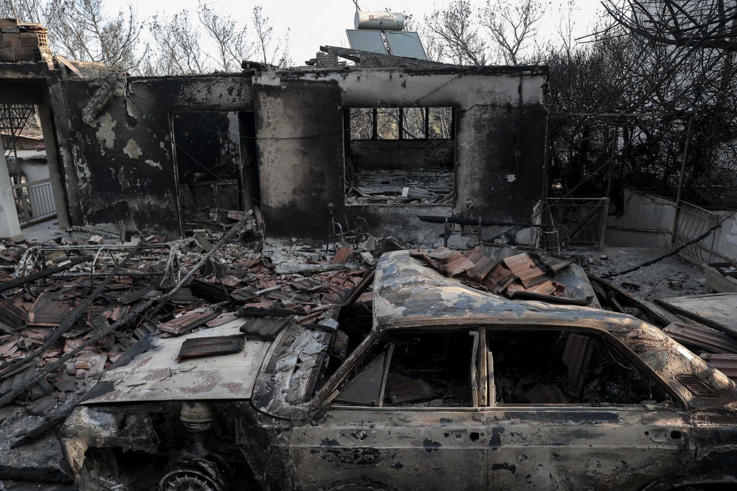 Grecia - noi imagini ale dezastrului provocat de incendiu