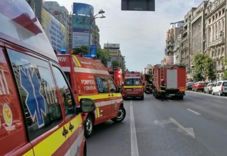 Un Tren De Metrou Blocat ntre Sta iile Universitate i Pia a Roman 