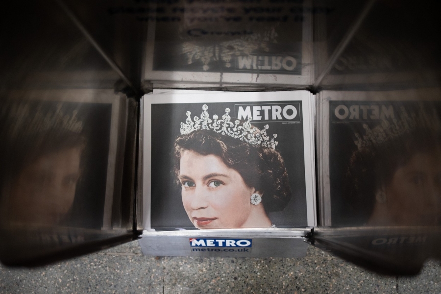 Regina Elisabeta a II-a în Metro
