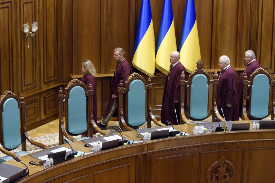 curtea constitutionala din Ucraina