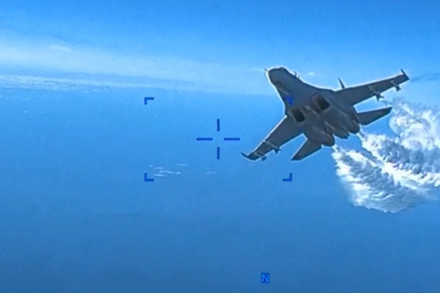 Russian Su-27 collision