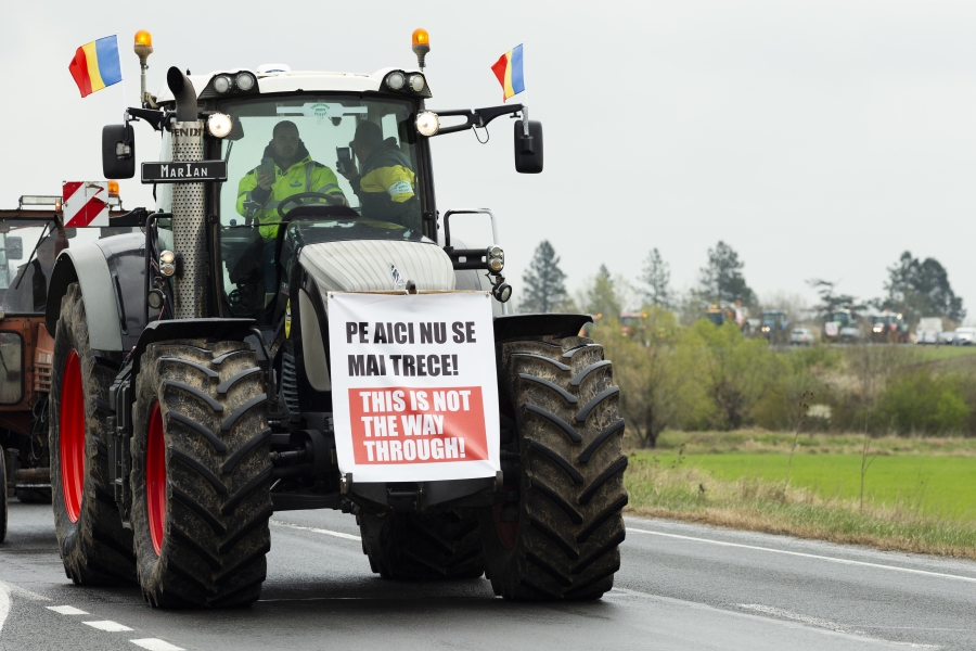 Tractor - protest