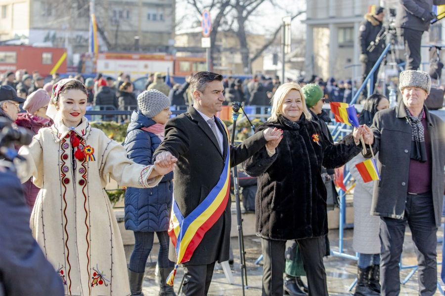 Primarul Iașului, Mihai Chirica, dansează la un eveniment de Ziua Unirii Principatelor