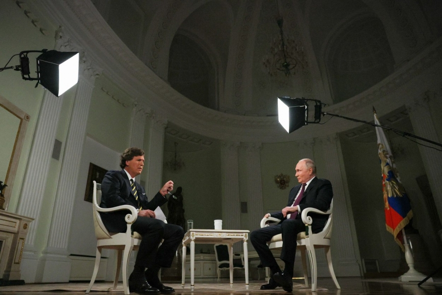 Vladimir Putin și Tucker Carlson.  Foto: Gavriil Grigorov / TASS / Profimedia