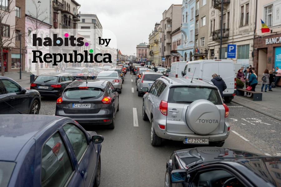Imagine sugestivă cu traficul din Cluj-Napoca. Foto: Inquam Photos / Cristi Vescan