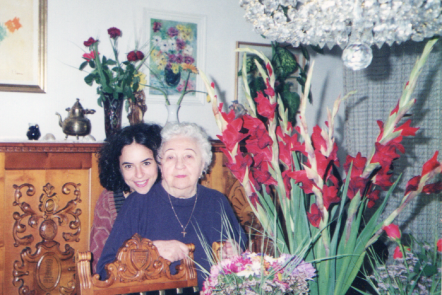 Viorela Mihai și bunica sa