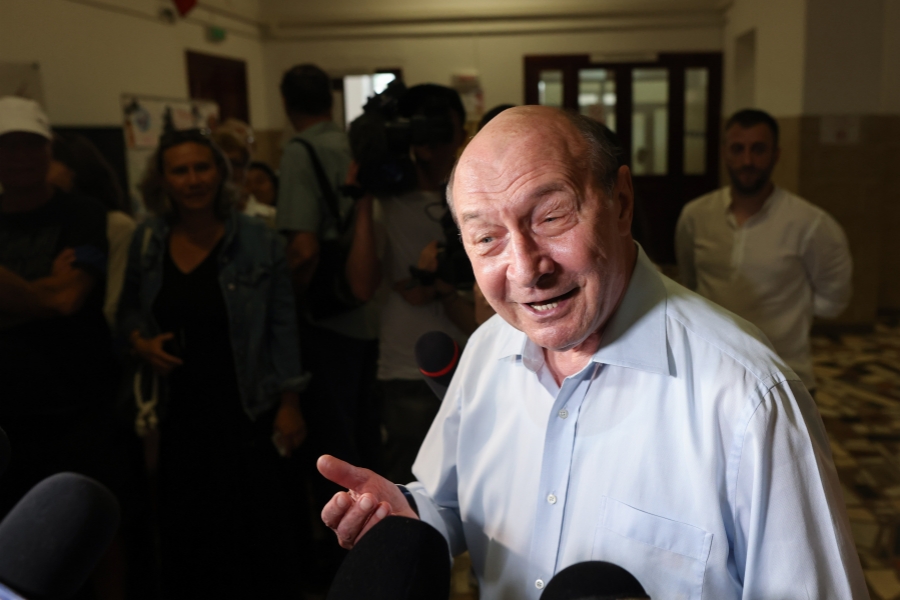 Imagine cu Traian Băsescu la vot. Foto: Inquam Photos / George Călin
