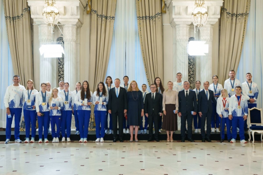 Ceremonia de decorare a olimpicilor români