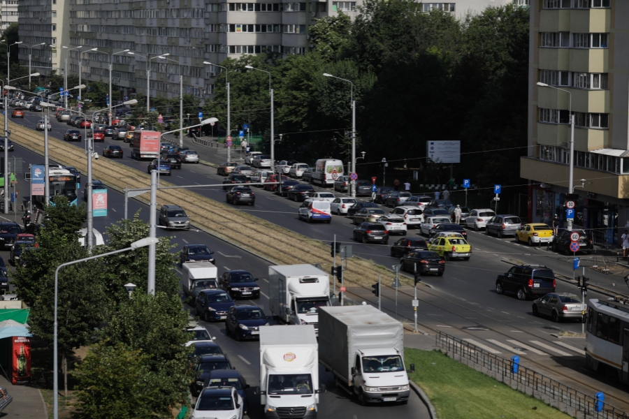 Masini in traficul bucurestean