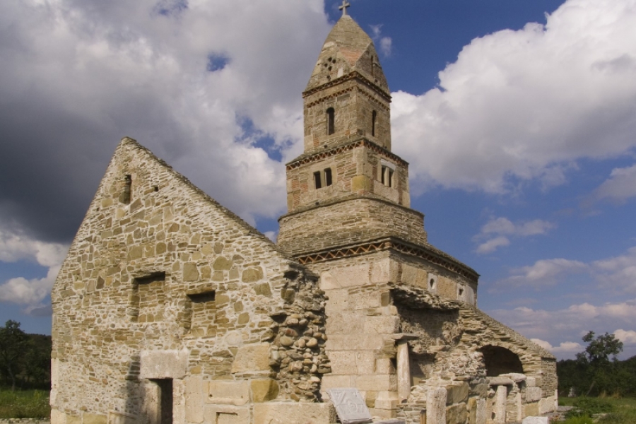 biserica Densus