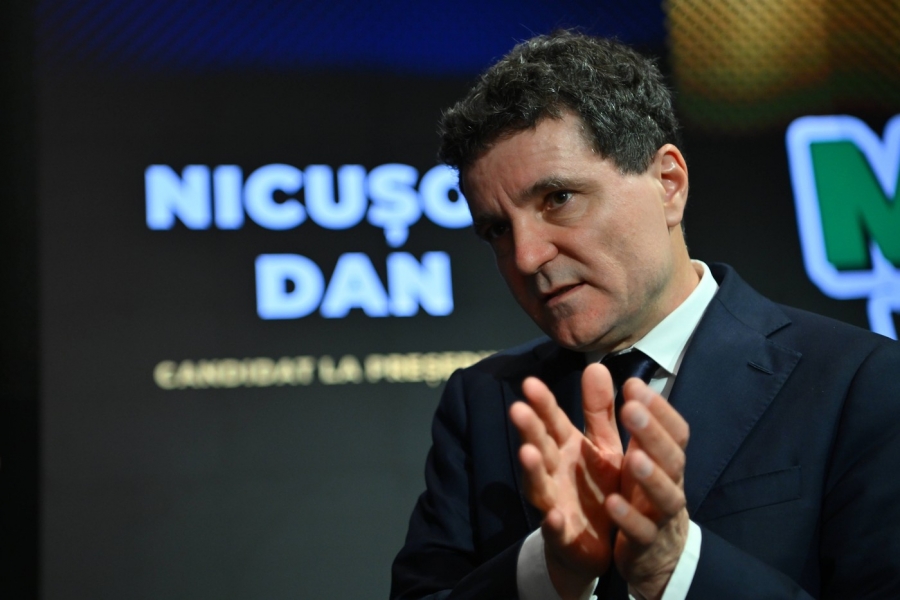 Nicușor Dan la dezbatere