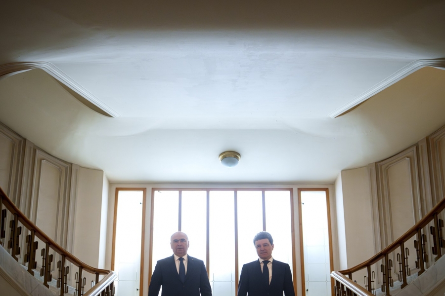 Nicusor Dan si Ilie Bolojan - foto: Vadim Ghirda / AP / Profimedia
