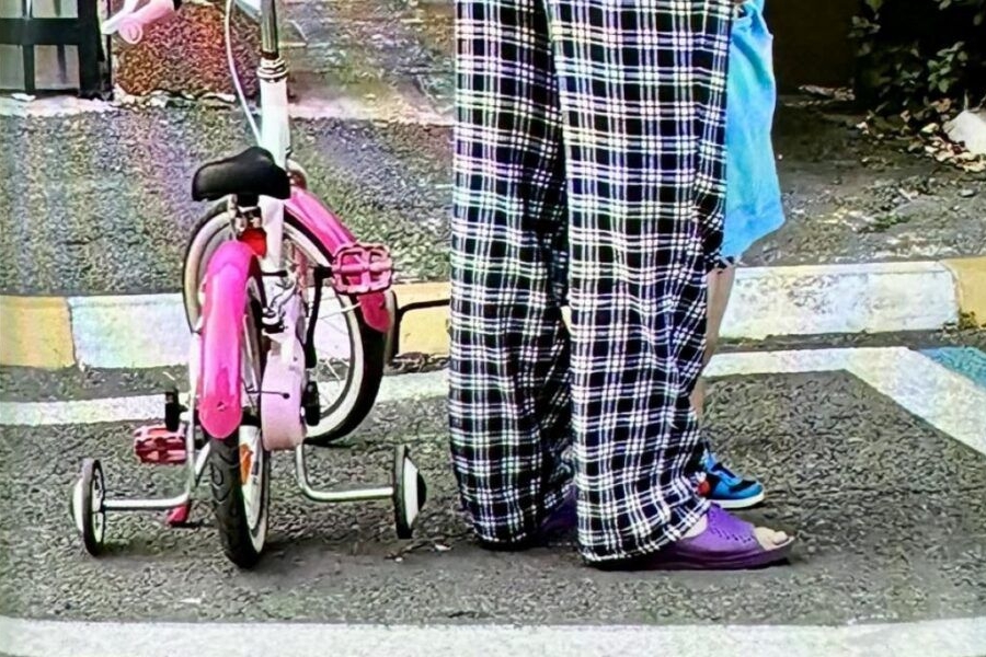 Nicușor în pijama