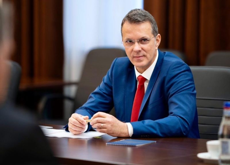  Ionuț Moșteanu - FB