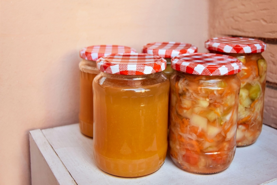 gem - foto: Profimedia