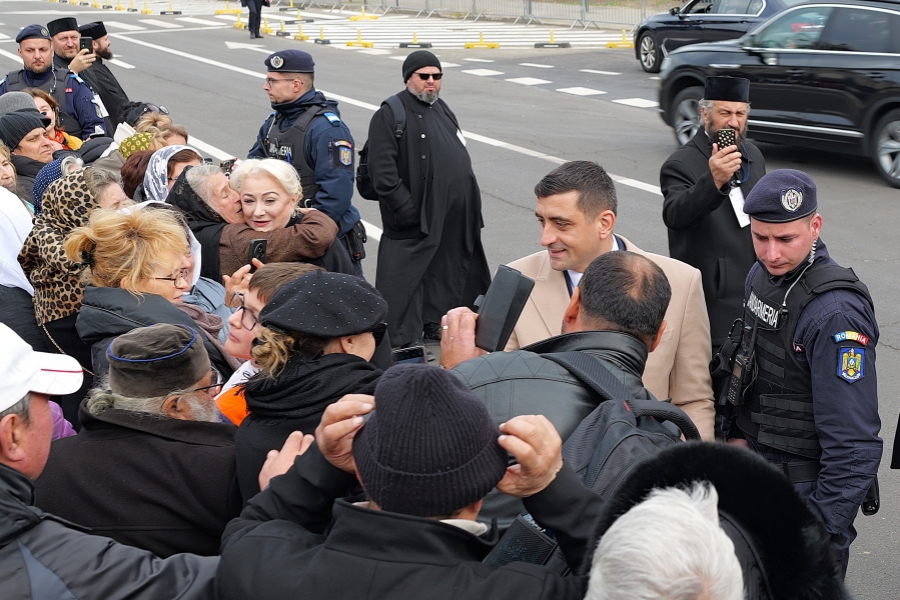 Dumnezeu politicieni / sursa foto: Inquam Photos