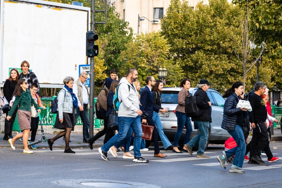 Oameni Bucuresti / sursa foto: Profimedia