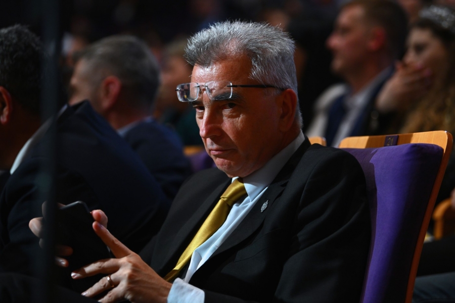 petrisor peiu