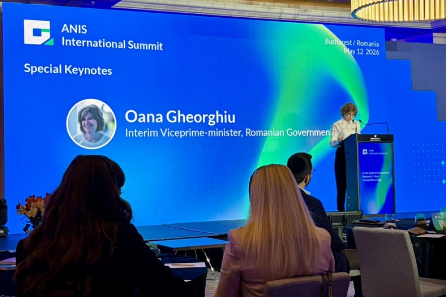 O poveste cu business, Oana Gheorghiu și Radu Burnete (posibil premier tehnocrat)