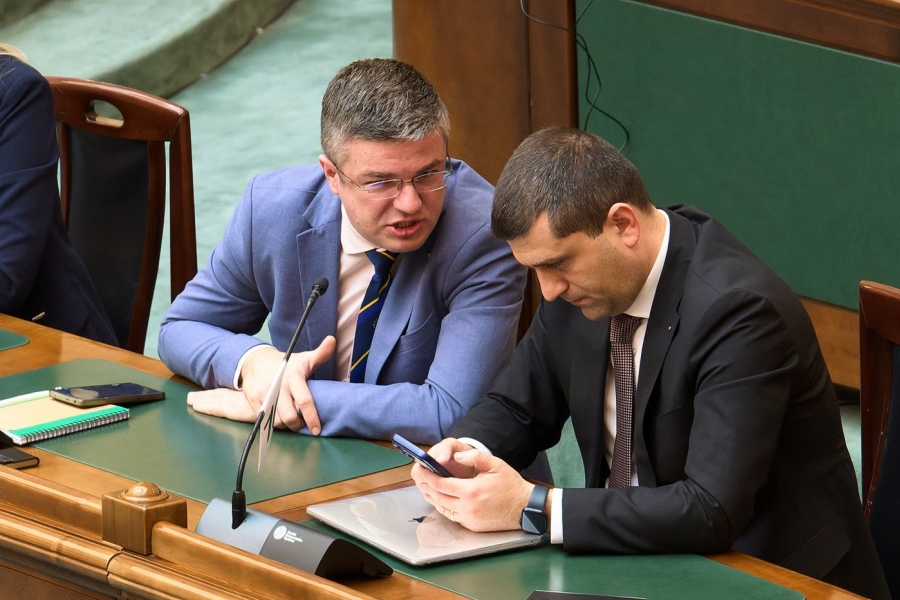 Irineu Darau - Radu Miruta