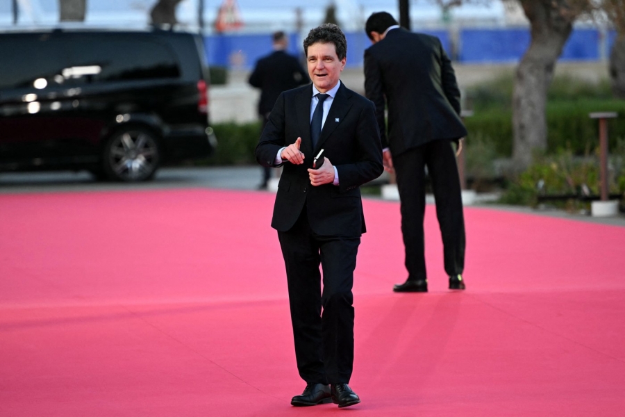 Nota lui Nicusor Dan / sursa foto: Profimedia