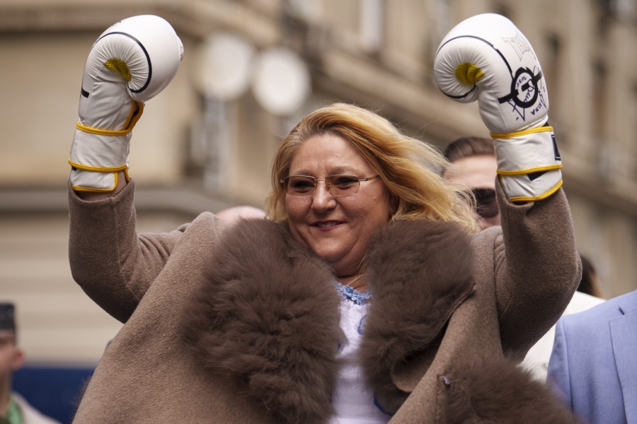 Diana Sosoaca manusi de box / sursa foto: Profimedia