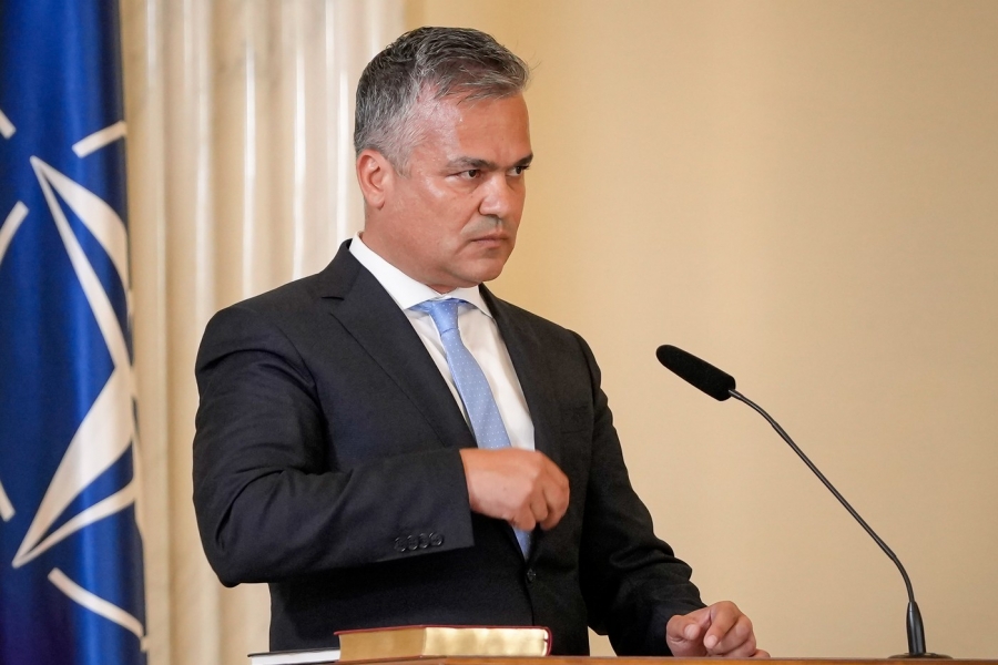 Adrian Veștea pion