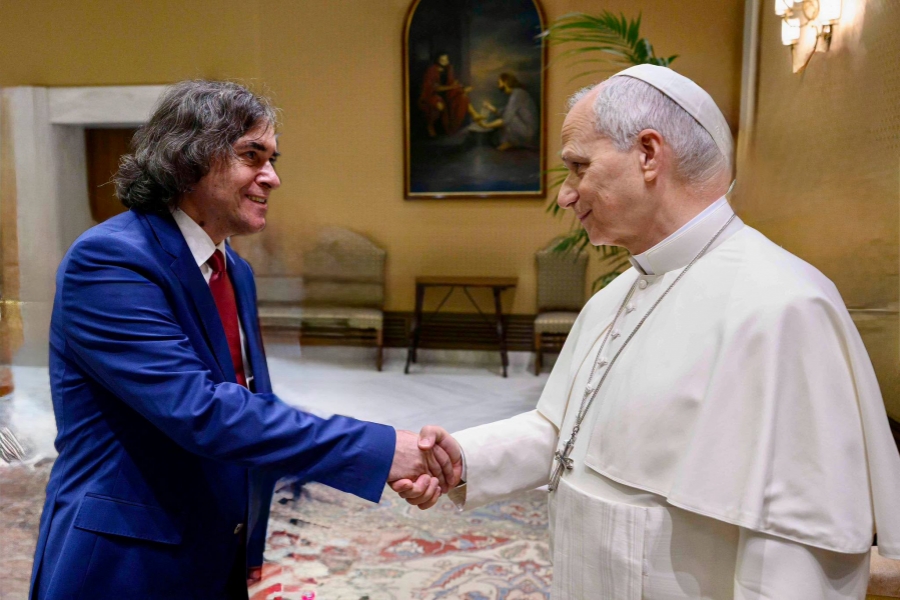 Mircea Cartarescu la Vatican / sursa foto: Facebook Mircea Cartarescu