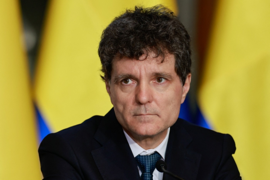 Unde eram astăzi, dacă în decembrie 1989 poporul s-ar fi comportat ca Nicușor Dan?