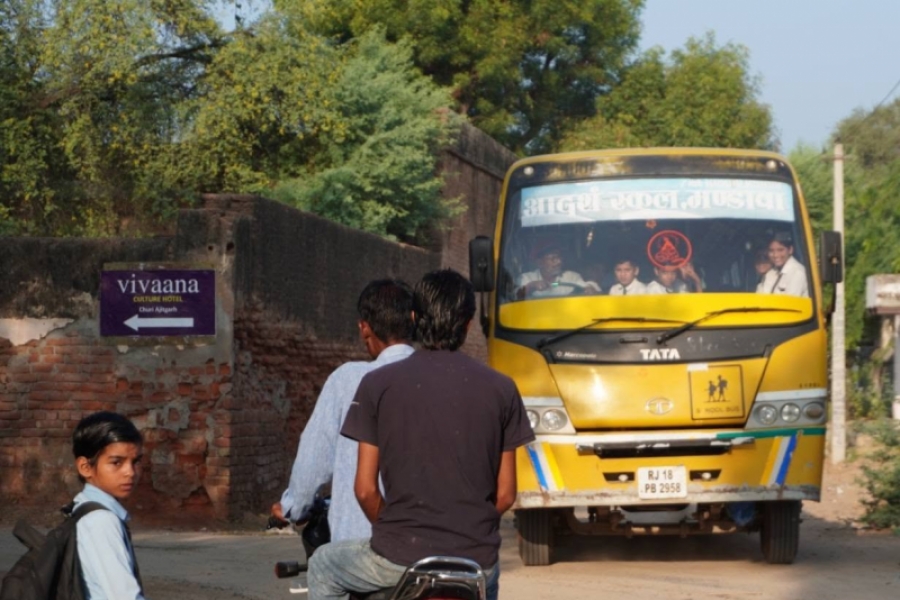 Copii la scoala in India