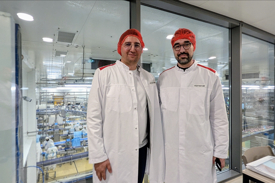 Corporația de pui. Am trecut de turnicheți și am descoperit cât de puțin știam despre un producător român care livrează pentru Lidl